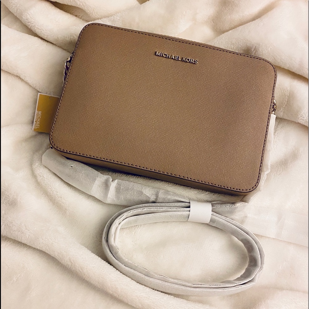 MICHAEL Michael Kors Jet Set Large Crossbody